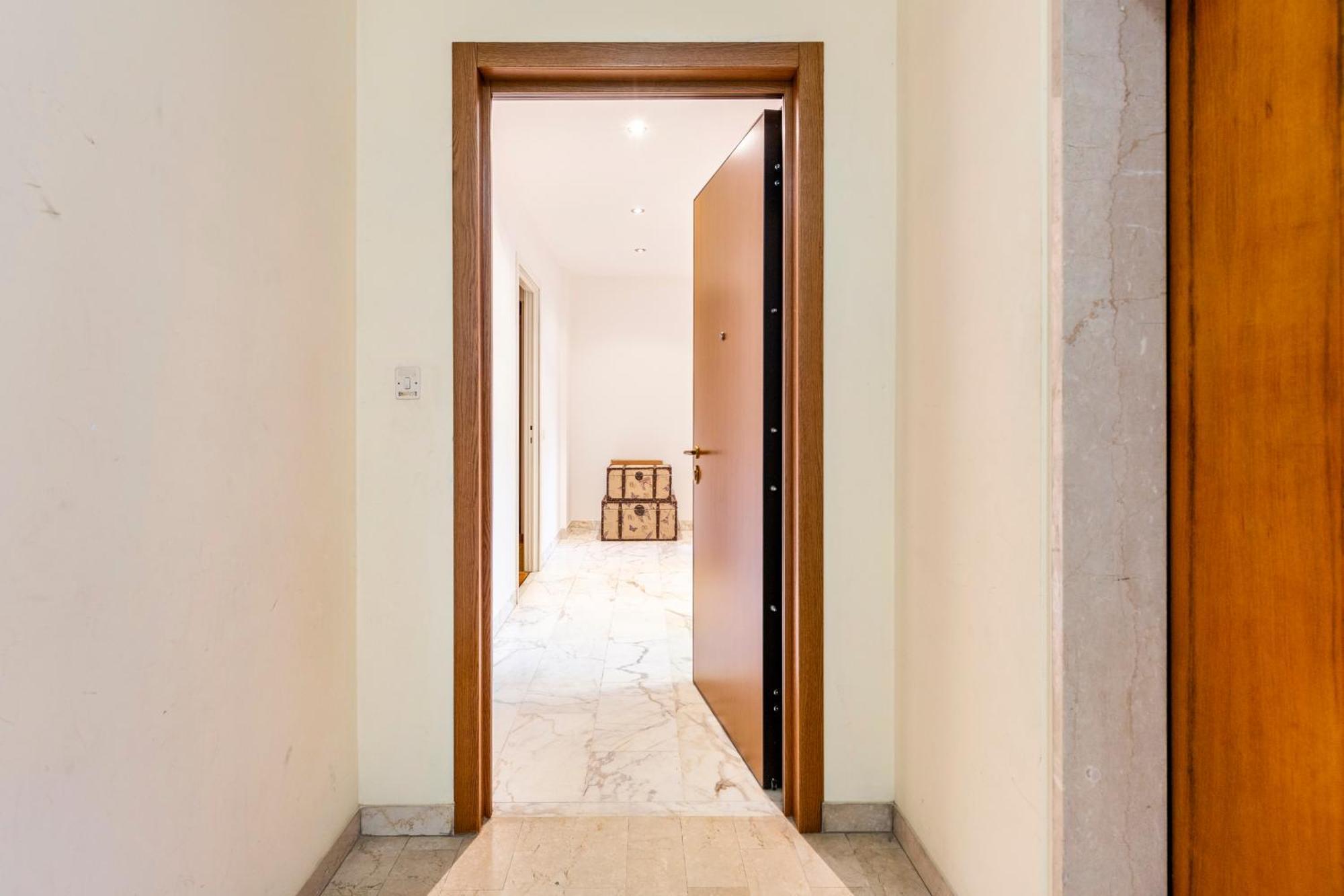 Appartamento Duomo - Вогера Экстерьер фото